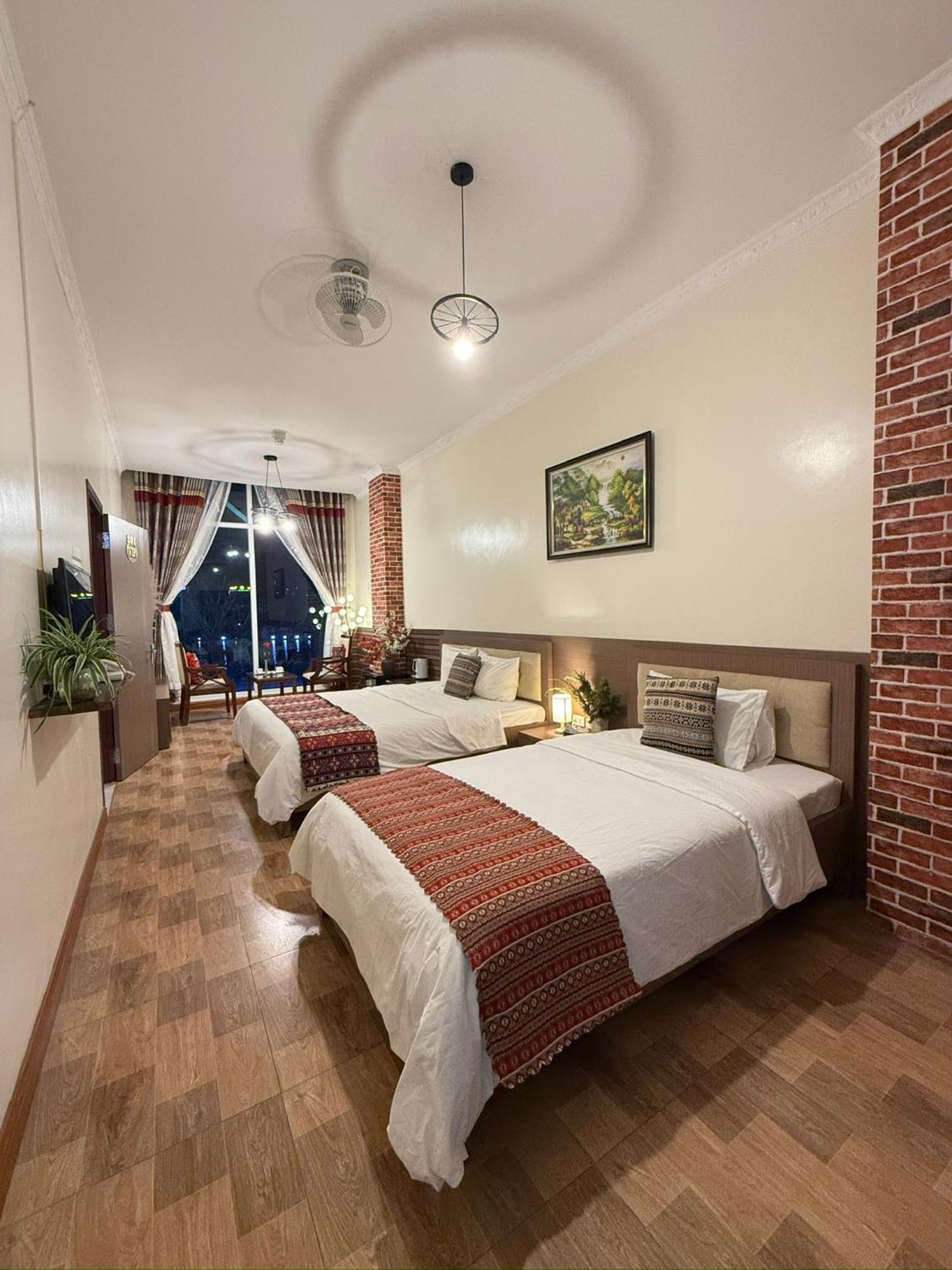 Anh Hong Hotel Ta Lan Than Exterior foto