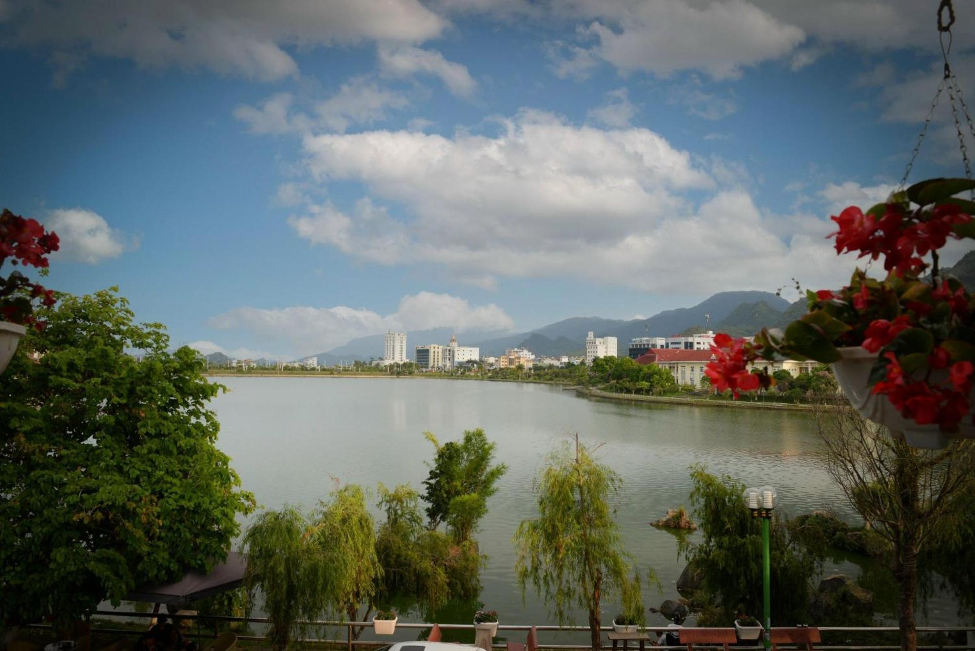 Anh Hong Hotel Ta Lan Than Exterior foto